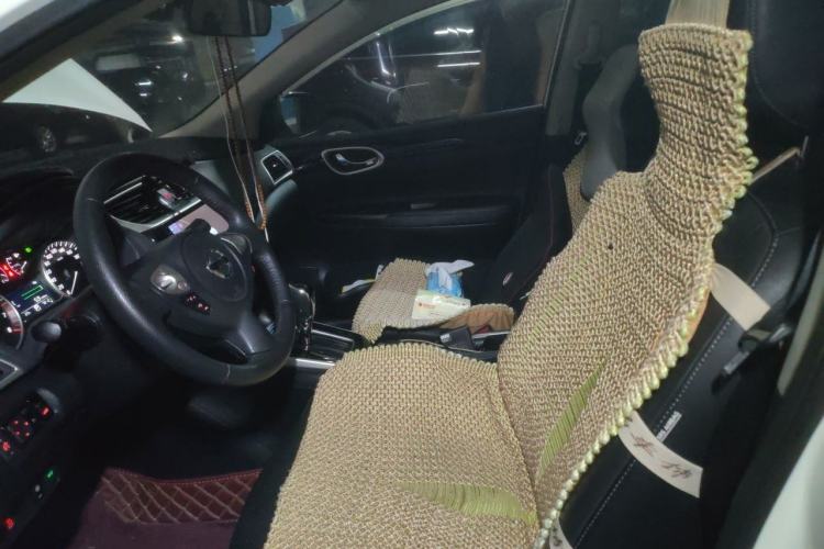 Used Nissan Sylphy 2018 1.6XV CVT Deluxe Edition Left Front Seat