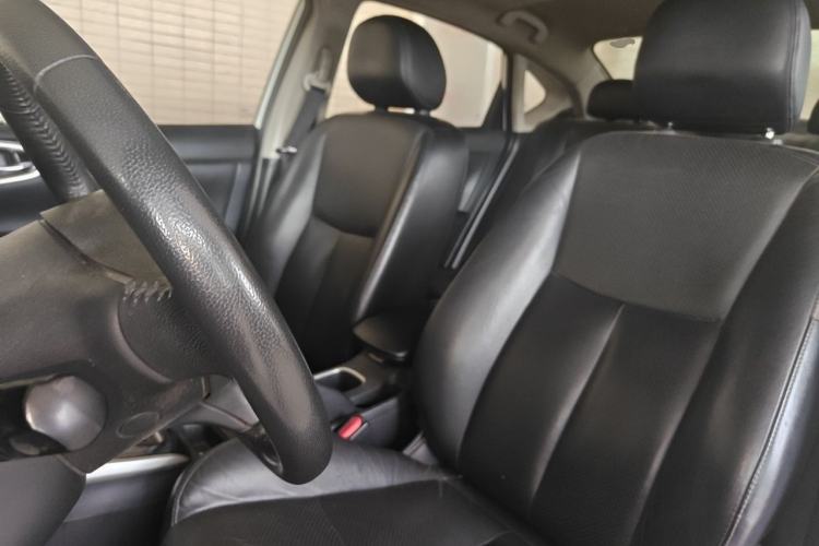 Used Nissan Sylphy 2018 1.6XV CVT Deluxe Edition Left Front Seat