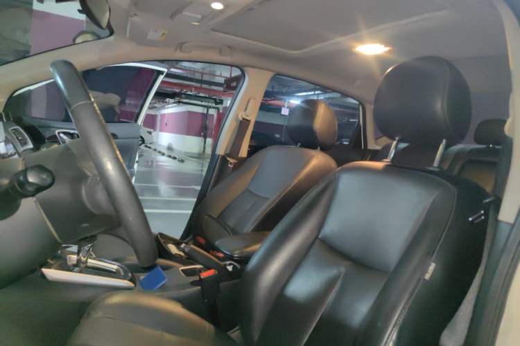 Used Nissan Sylphy 2018 1.6XV CVT Deluxe Edition Left Front Seat