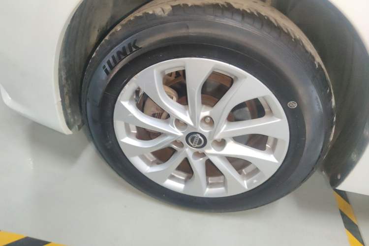 Used Nissan Sylphy 2018 1.6XL Manual Luxury Edition Left Front Wheel Hub
