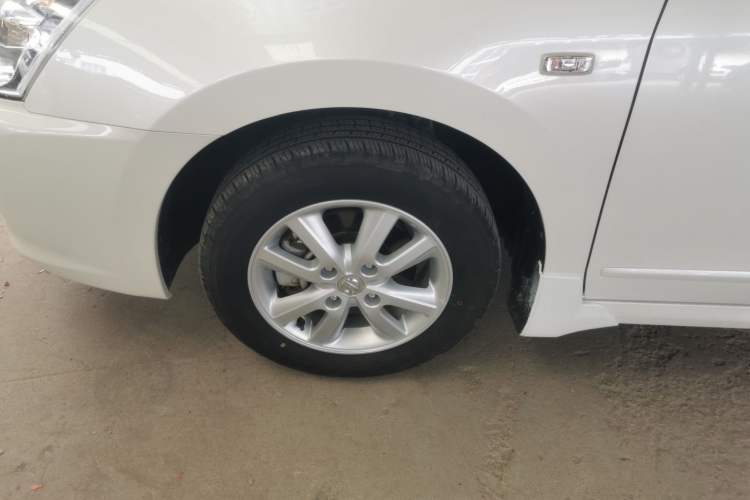 Used Nissan Sylphy 2018 Classic 1.6XE+ Manual Leading Edition Left Front Wheel Hub