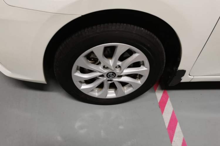 Used Nissan Sylphy 2018 1.6XV CVT Deluxe Edition Left Front Wheel Hub
