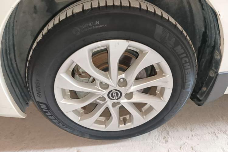 Used Nissan Sylphy 2018 1.6XV CVT Deluxe Edition Left Front Wheel Hub