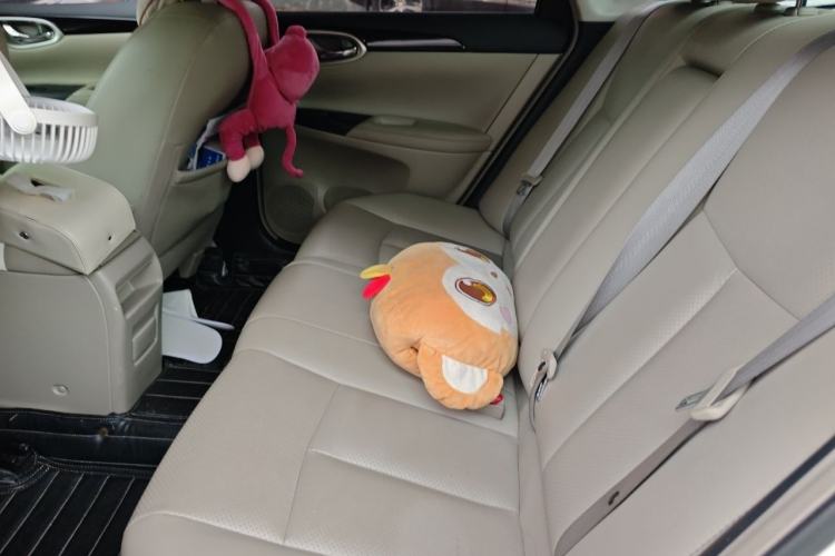 Used Nissan Sylphy 2018 1.6XV CVT Deluxe Edition Left Rear Seat