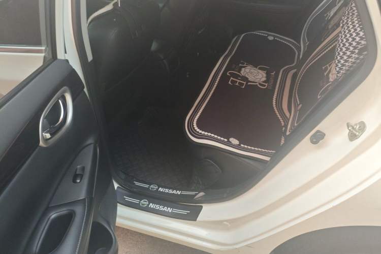 Used Nissan Sylphy 2018 1.6XV CVT Deluxe Edition Left Rear Seat