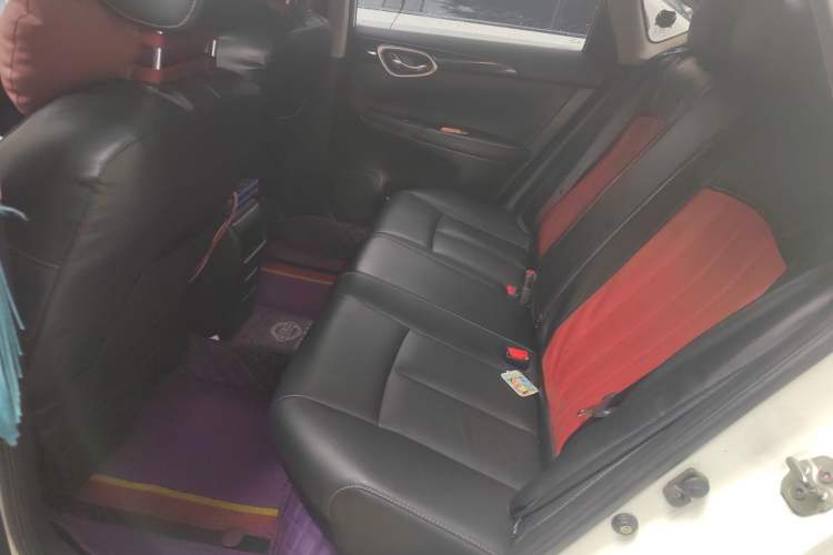 Used Nissan Sylphy 2018 1.6XV CVT Deluxe Edition Left Rear Seat