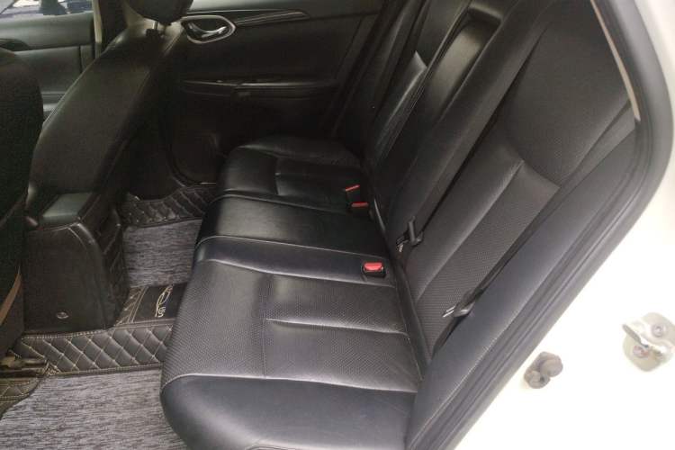 Used Nissan Sylphy 2018 1.6XV CVT Deluxe Edition Left Rear Seat