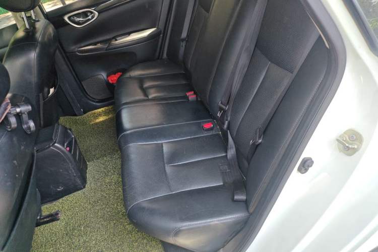 Used Nissan Sylphy 2018 1.6XV CVT Deluxe Edition Left Rear Seat