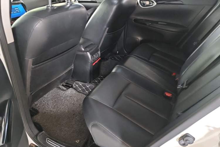 Used Nissan Sylphy 2018 1.6XV CVT Deluxe Edition Left Rear Seat