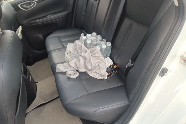 Used Nissan Sylphy 2018 1.6XV CVT Deluxe Edition Left Rear Seat
