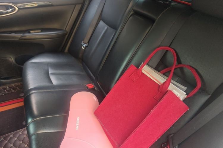 Used Nissan Sylphy 2018 1.6XV CVT Deluxe Edition Left Rear Seat