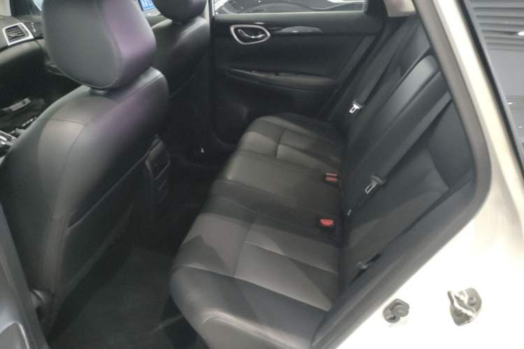 Used Nissan Sylphy 2018 1.6XV CVT Deluxe Edition Left Rear Seat