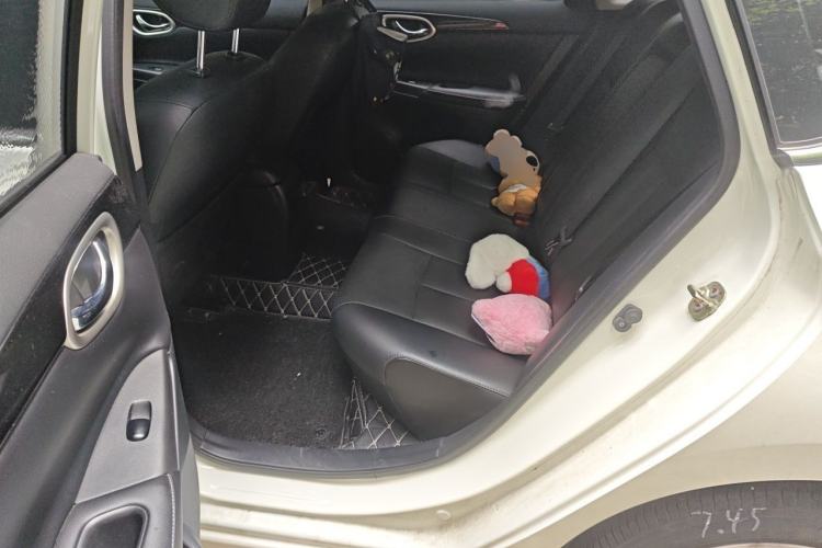 Used Nissan Sylphy 2018 1.6XV CVT Deluxe Edition Left Rear Seat