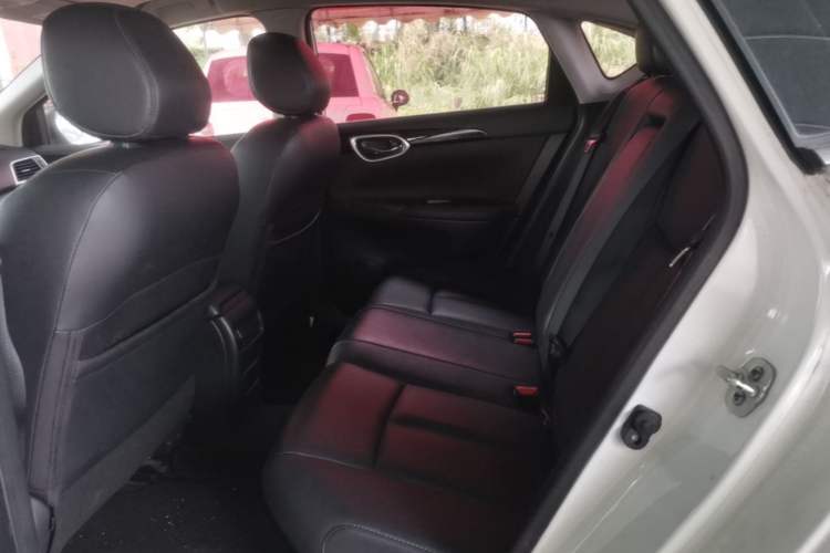 Used Nissan Sylphy 2018 1.6XV CVT Deluxe Edition Left Rear Seat