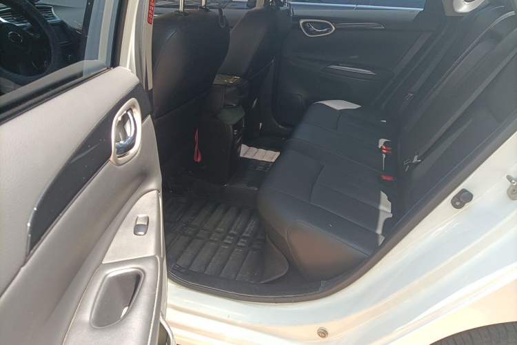 Used Nissan Sylphy 2018 1.6XV CVT Deluxe Edition Left Rear Seat