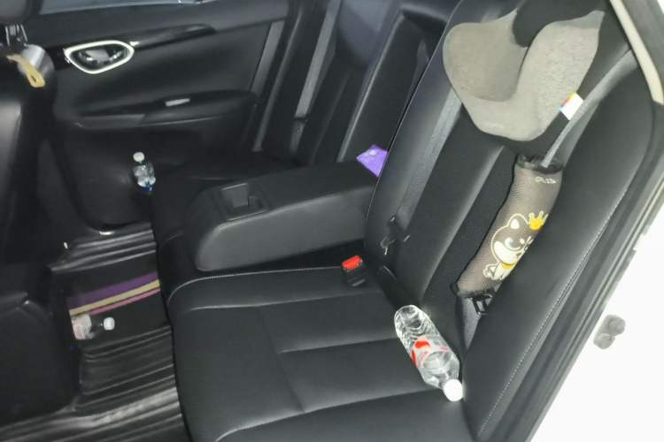 Used Nissan Sylphy 2018 1.6XV CVT Deluxe Edition Left Rear Seat