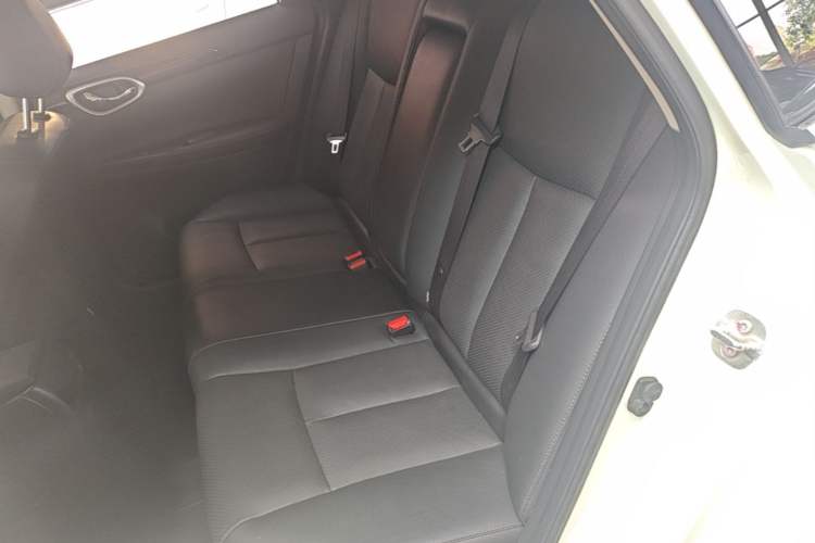 Used Nissan Sylphy 2018 1.6XV CVT Deluxe Edition Left Rear Seat