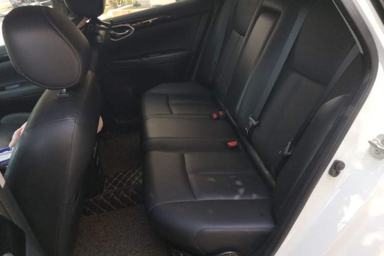 Used Nissan Sylphy 2018 1.6XV CVT Deluxe Edition Left Rear Seat