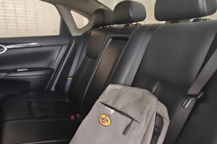 Used Nissan Sylphy 2018 1.6XV CVT Deluxe Edition Left Rear Seat