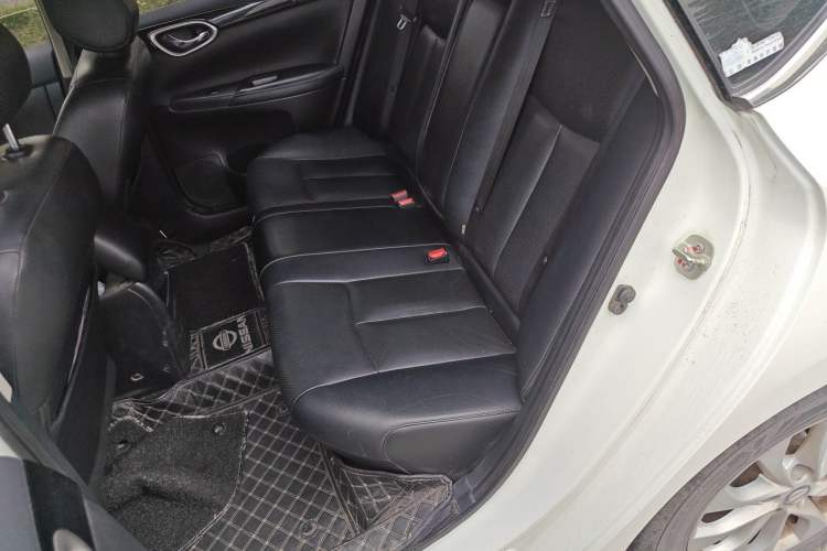 Used Nissan Sylphy 2018 1.6XV CVT Deluxe Edition Left Rear Seat