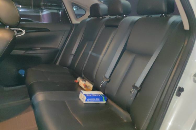 Used Nissan Sylphy 2018 1.6XV CVT Deluxe Edition Left Rear Seat