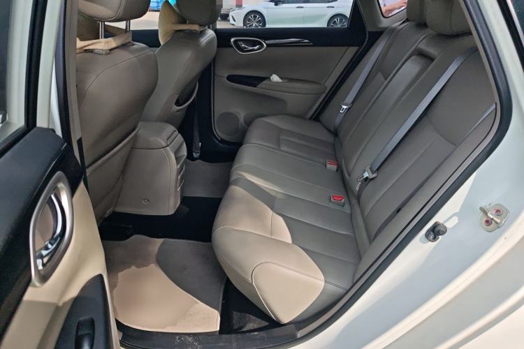Used Nissan Sylphy 2018 1.6XV CVT Deluxe Edition Left Rear Seat