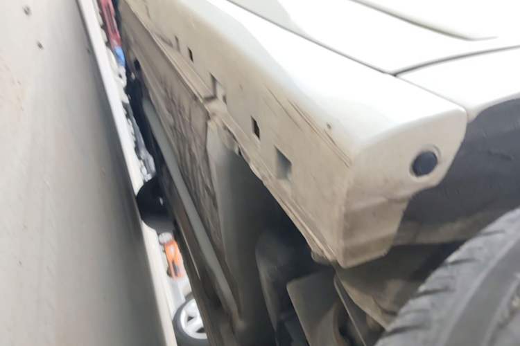 Used Nissan Sylphy 2018 Classic 1.6XE CVT Comfort Edition Left Side Sill