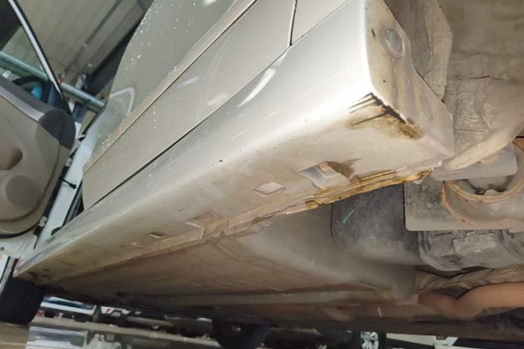 Used Nissan Sylphy 2018 Classic 1.6XE+ CVT Leading Edition Left Side Sill