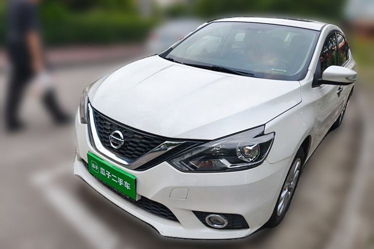 Used Nissan Sylphy 2018 1.6XV CVT Deluxe Edition Guazi used car, China used car export, Used car for sale, Used cars, Cheapest cars for sale