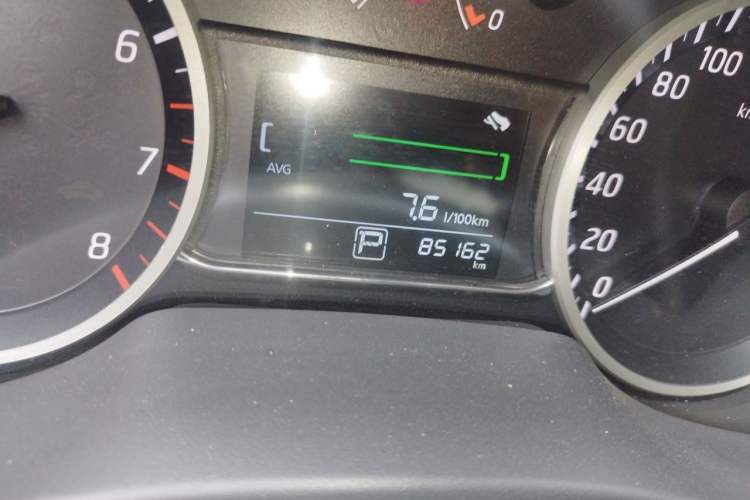 Used Nissan Sylphy 2018 1.6XV CVT Deluxe Edition Odometer Close Up