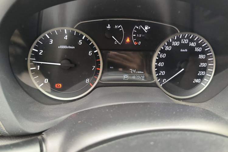 Used Nissan Sylphy 2018 1.6XV CVT Deluxe Edition Odometer Close Up