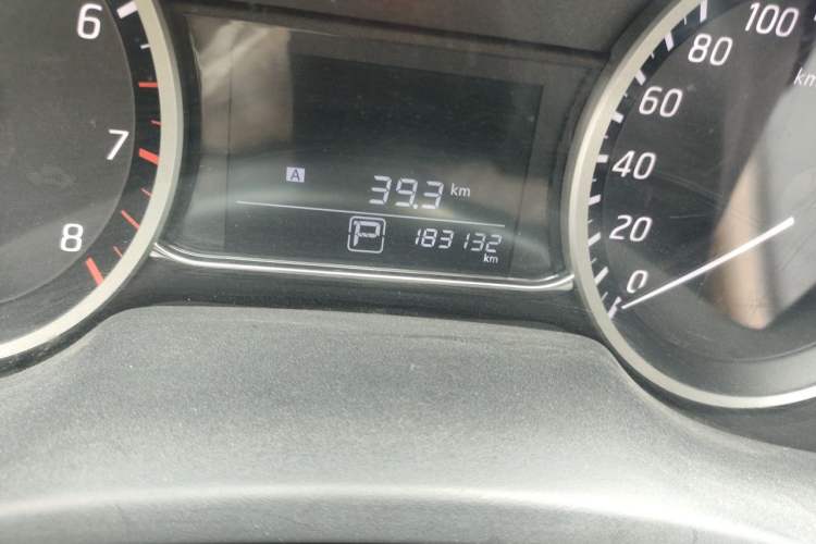 Used Nissan Sylphy 2018 1.6XV CVT Deluxe Edition Odometer Close Up