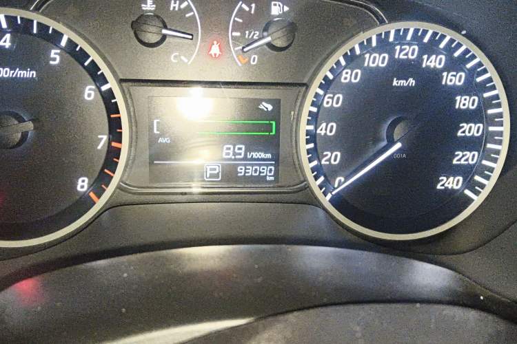 Used Nissan Sylphy 2018 1.6XV CVT Deluxe Edition Odometer Close Up