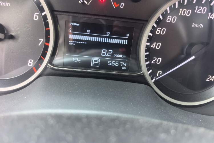 Used Nissan Sylphy 2018 1.6XV CVT Deluxe Edition Odometer Close Up
