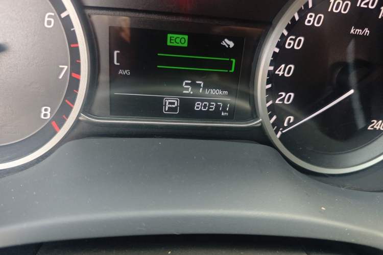 Used Nissan Sylphy 2018 1.6XV CVT Deluxe Edition Odometer Close Up