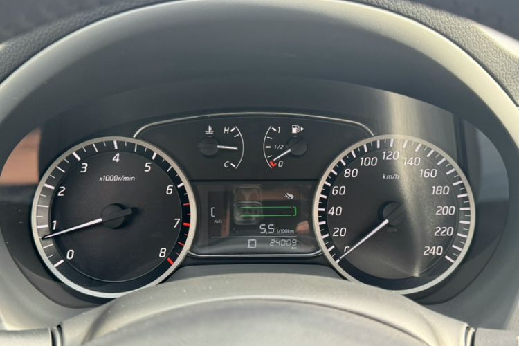 Used Nissan Sylphy 2018 1.6XV CVT Deluxe Edition Odometer Close Up