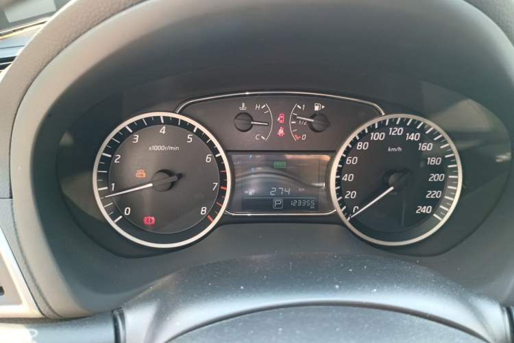 Used Nissan Sylphy 2018 1.6XV CVT Deluxe Edition Odometer Close Up