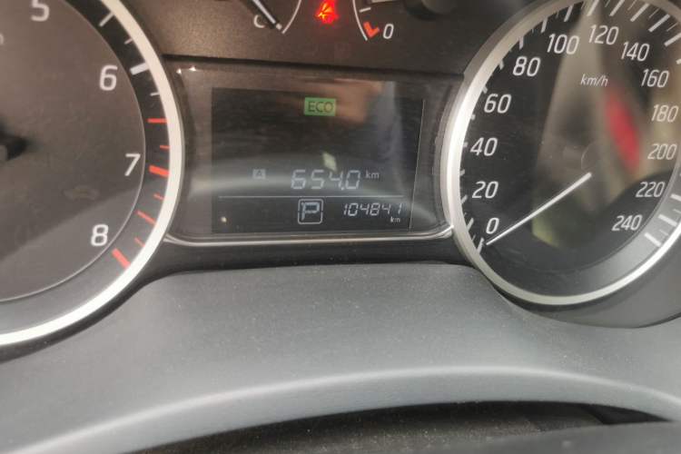 Used Nissan Sylphy 2018 1.6XV CVT Deluxe Edition Odometer Close Up
