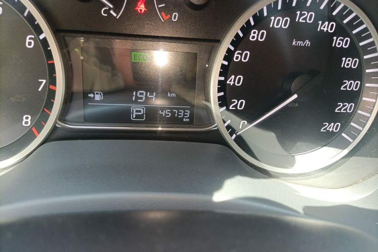 Used Nissan Sylphy 2018 1.6XV CVT Deluxe Edition Odometer Close Up