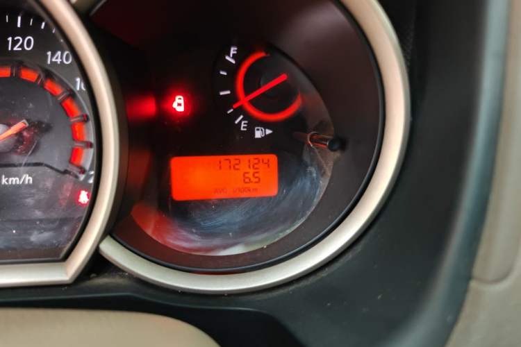 Used Nissan Sylphy 2018 Classic 1.6XE+ Manual Leading Edition Odometer Close Up