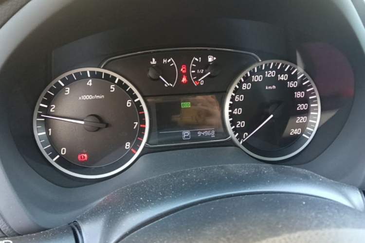 Used Nissan Sylphy 2018 1.6XV CVT Deluxe Edition Odometer Close Up