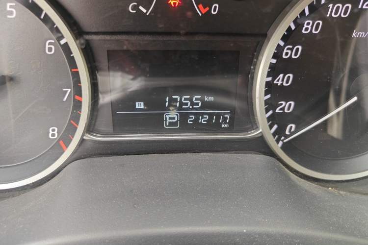Used Nissan Sylphy 2018 1.6XV CVT Deluxe Edition Odometer Close Up