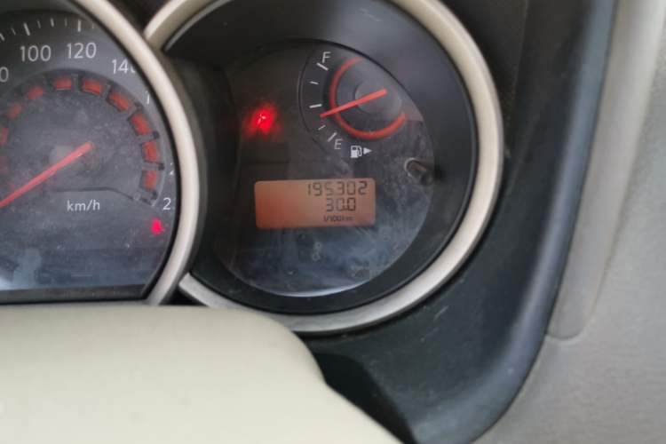 Used Nissan Sylphy 2018 Classic 1.6XE+ Manual Leading Edition Odometer Close Up