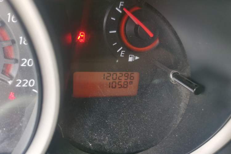 Used Nissan Sylphy 2018 Classic 1.6XE+ Manual Luxury Edition Odometer Close Up