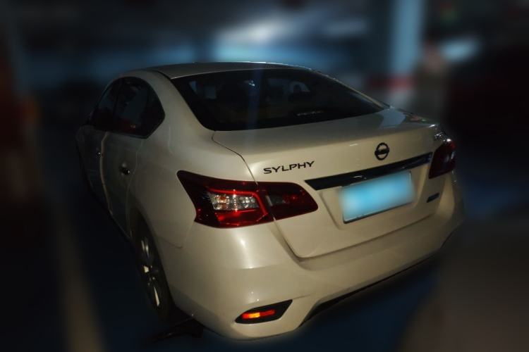 Used Nissan Sylphy 2018 1.6XV CVT Deluxe Edition Rear Left 45 Deg