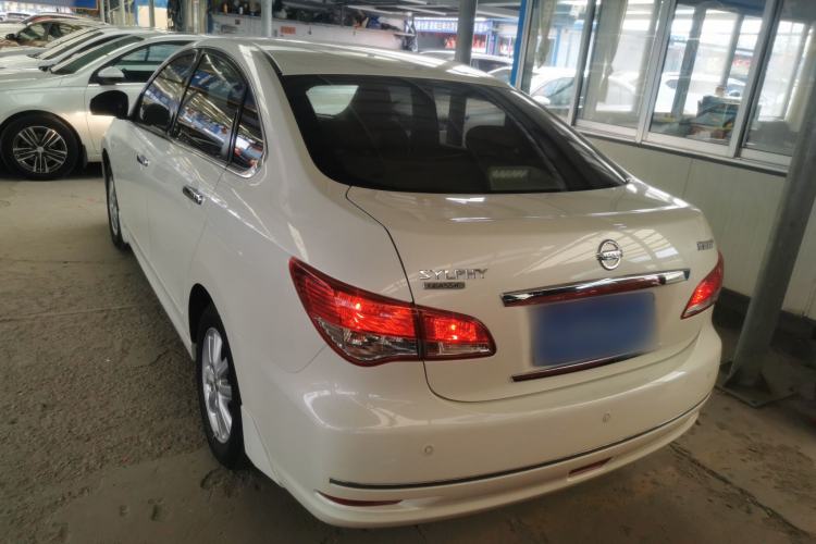 Used Nissan Sylphy 2018 Classic 1.6XE+ Manual Leading Edition Rear