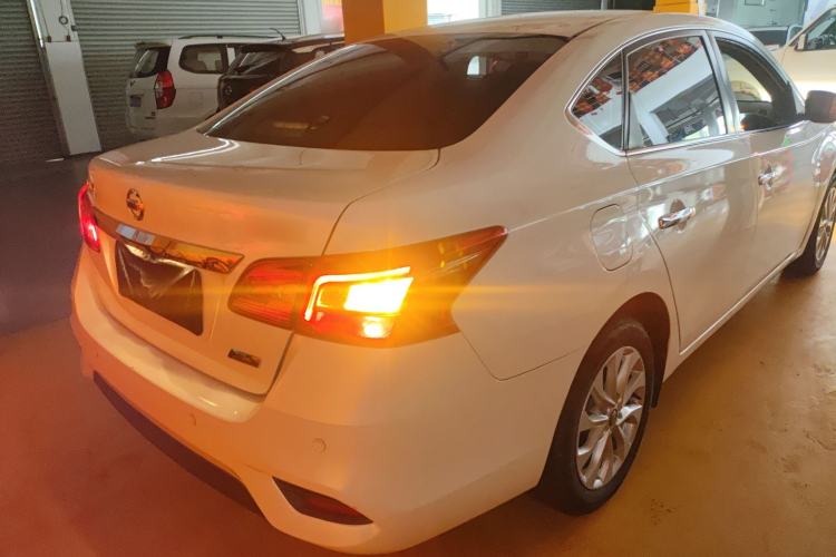 Used Nissan Sylphy 2018 1.6XV CVT Deluxe Edition Rear Right 45 Deg