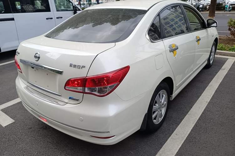 Used Nissan Sylphy 2018 Classic 1.6XE+ CVT Leading Edition Rear Right 45 Deg