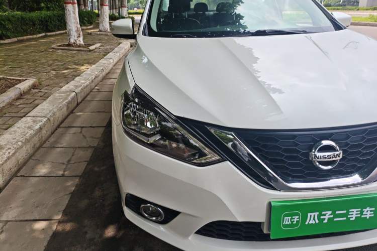Used Nissan Sylphy 2018 1.6XL Manual Luxury Edition Right Front Headlight