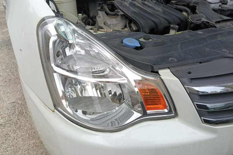 Used Nissan Sylphy 2018 Classic 1.6XE CVT Comfort Edition Right Front Headlight